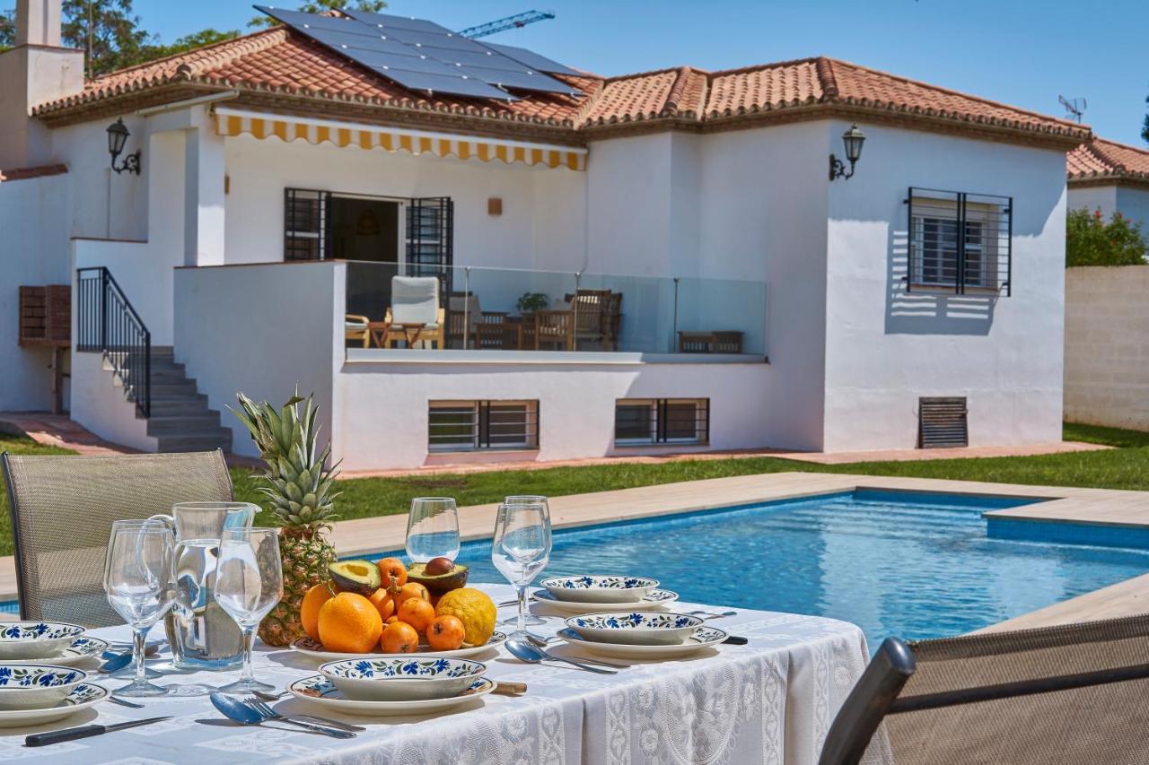 Relax, Family, Telecommuting & Private Pool Villa เบเลซ-มาลากา ภายนอก รูปภาพ