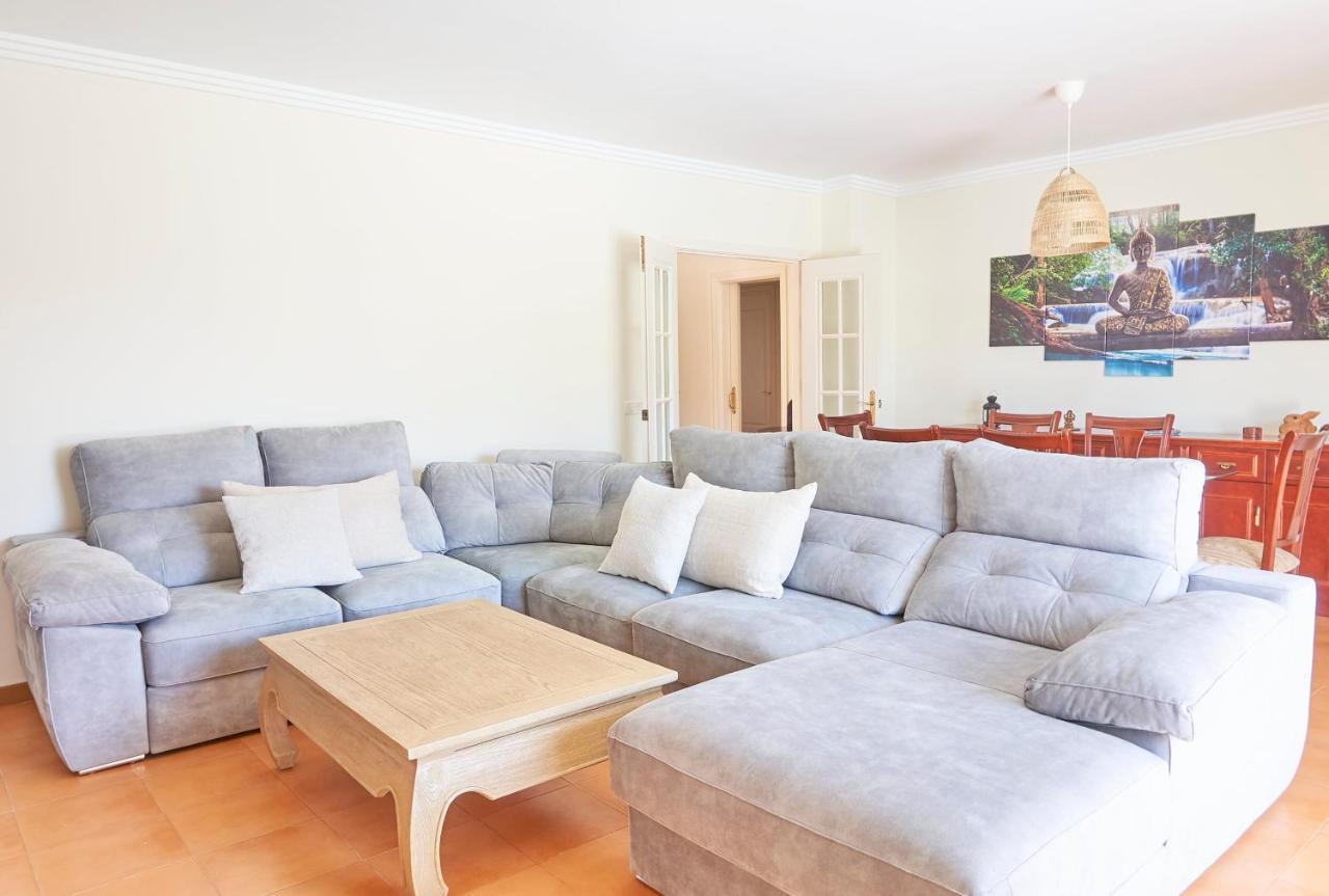 Relax, Family, Telecommuting & Private Pool Villa เบเลซ-มาลากา ภายนอก รูปภาพ