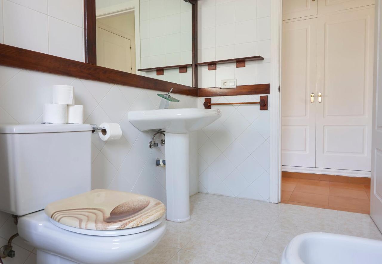 Relax, Family, Telecommuting & Private Pool Villa เบเลซ-มาลากา ภายนอก รูปภาพ