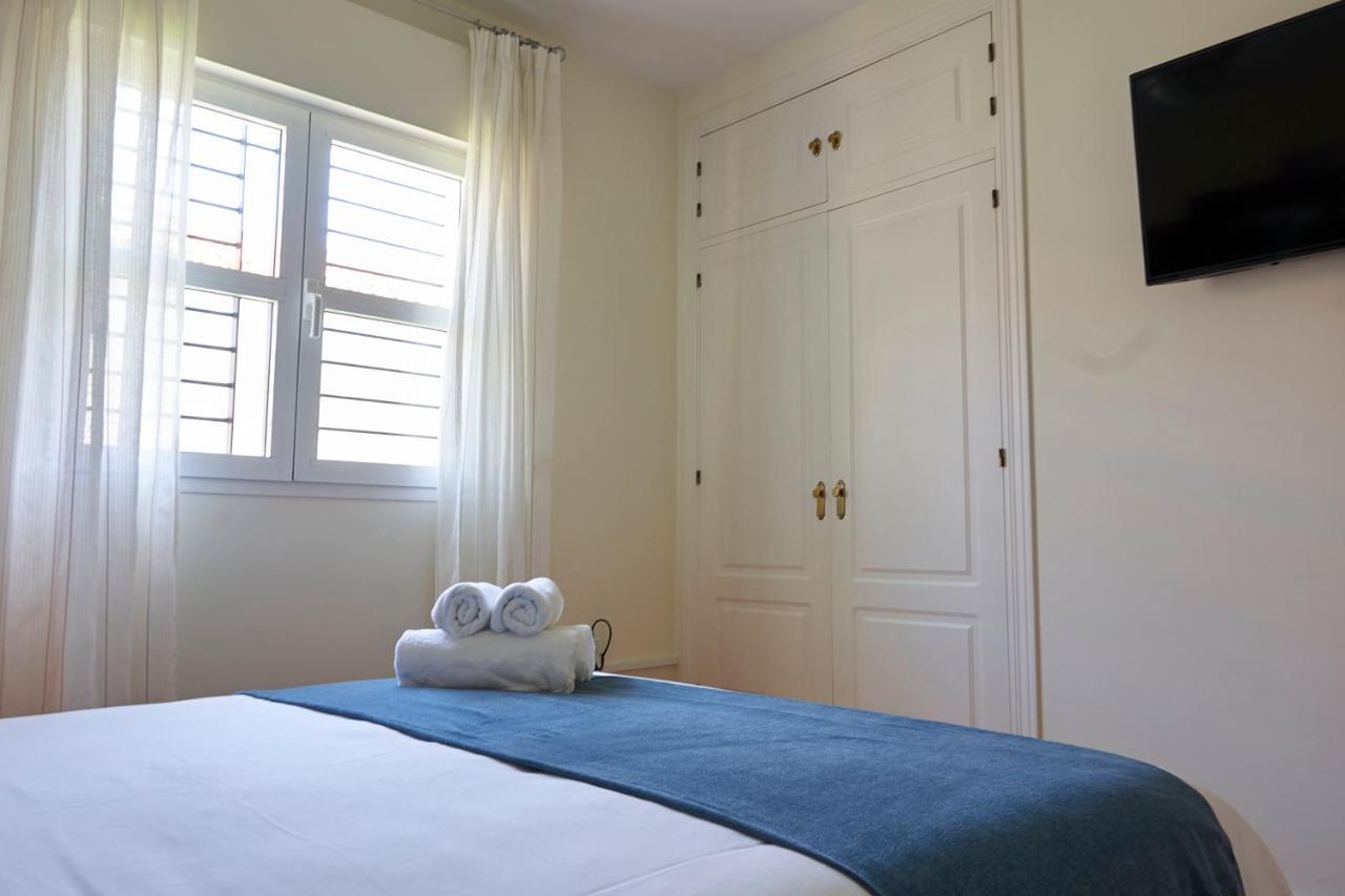 Relax, Family, Telecommuting & Private Pool Villa เบเลซ-มาลากา ภายนอก รูปภาพ