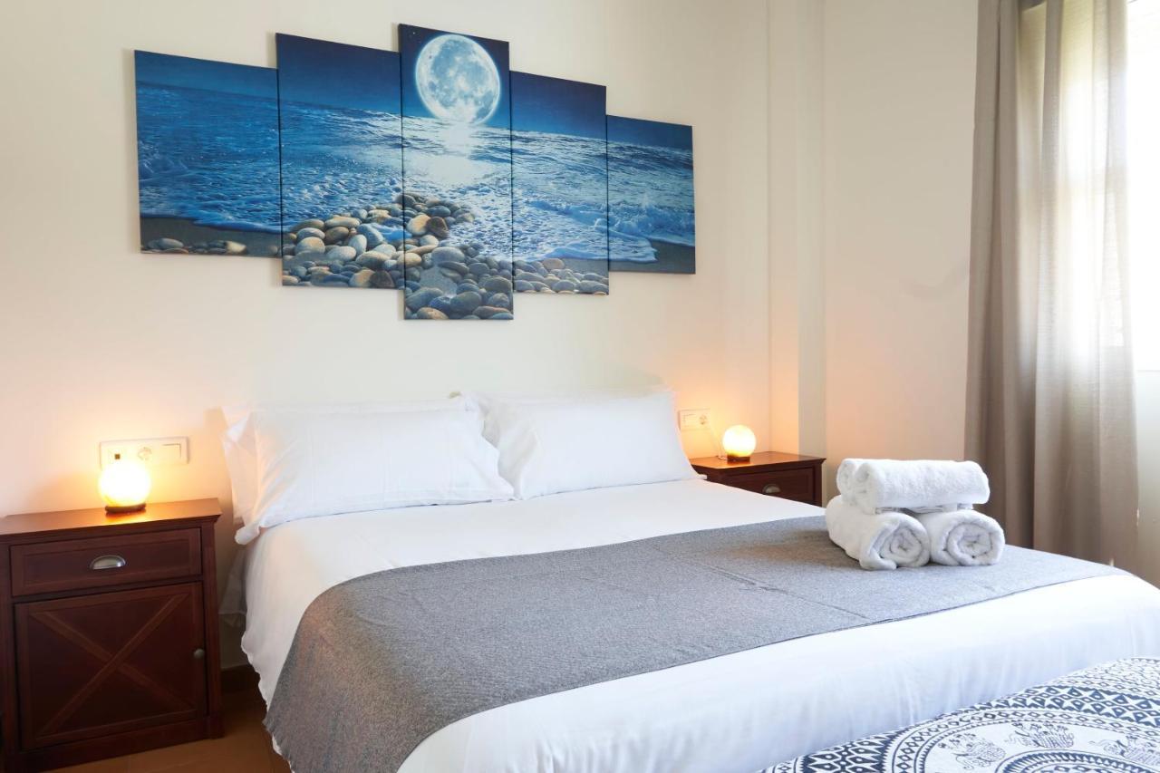 Relax, Family, Telecommuting & Private Pool Villa เบเลซ-มาลากา ภายนอก รูปภาพ