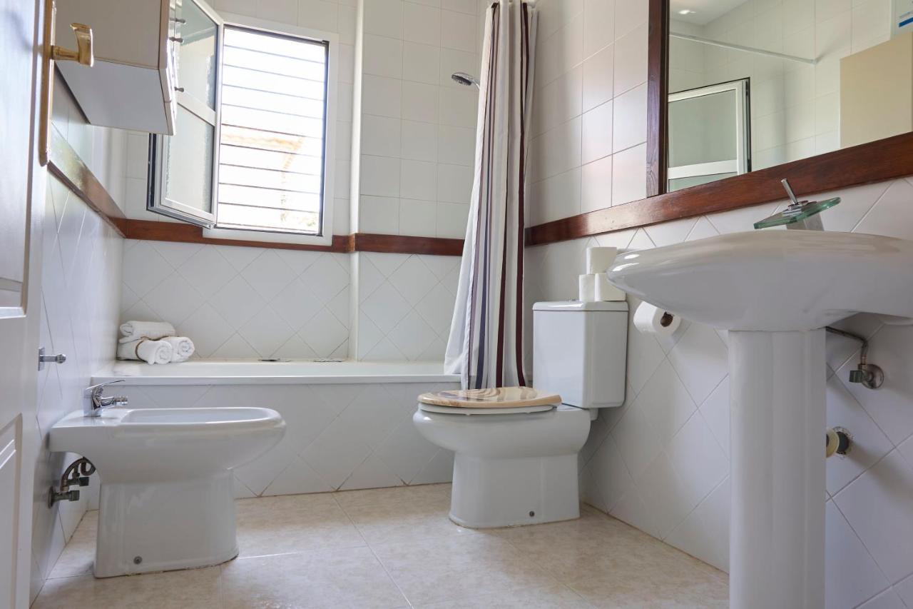 Relax, Family, Telecommuting & Private Pool Villa เบเลซ-มาลากา ภายนอก รูปภาพ