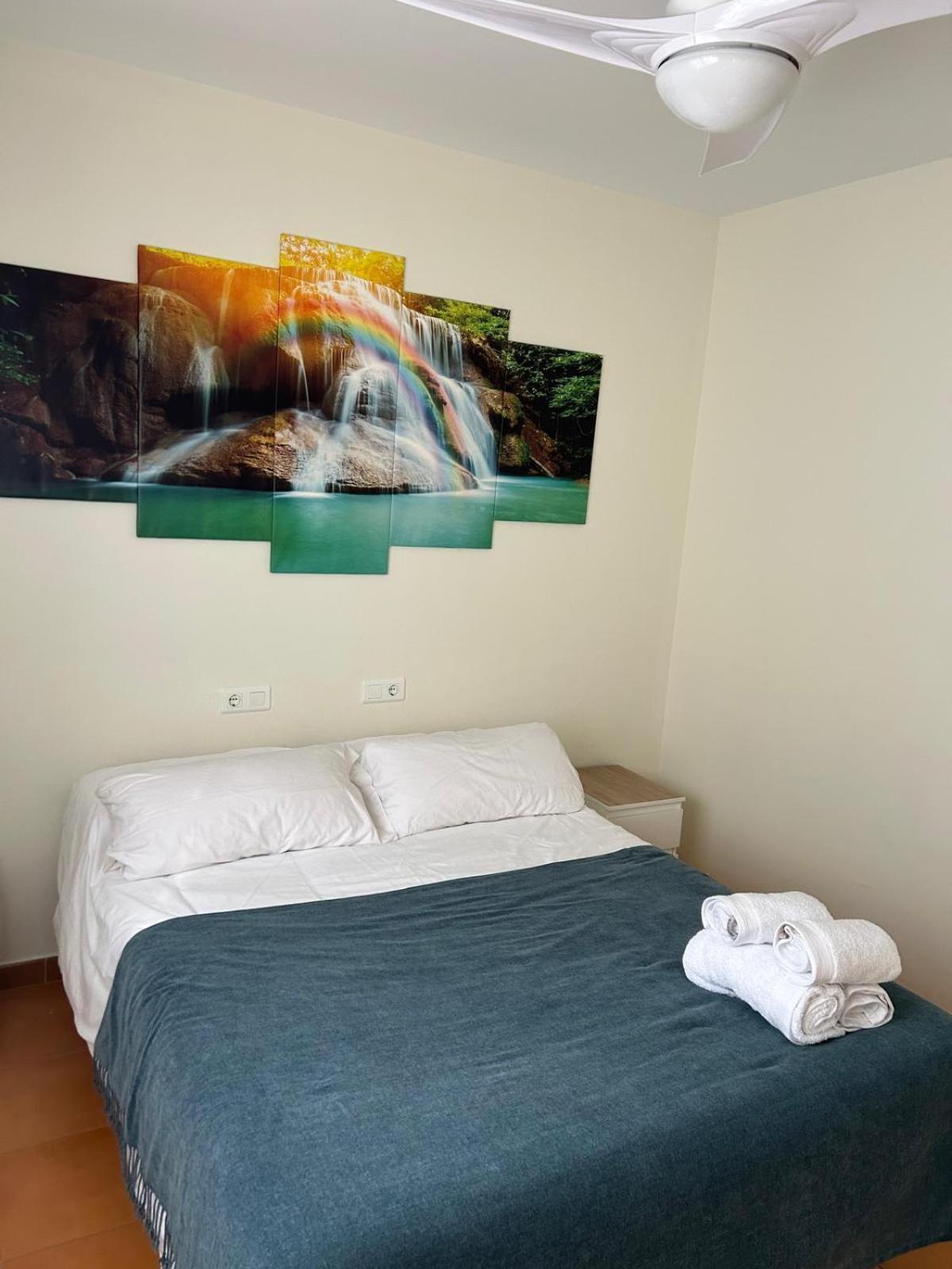 Relax, Family, Telecommuting & Private Pool Villa เบเลซ-มาลากา ภายนอก รูปภาพ